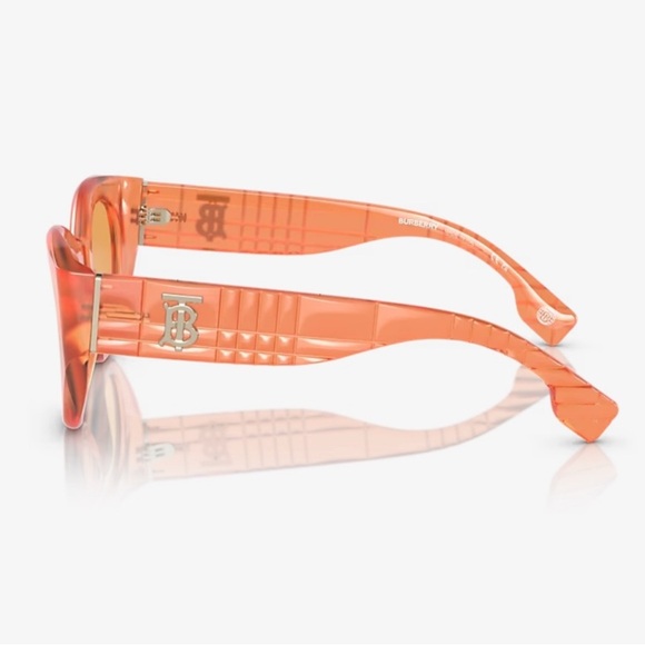 Burberry - translucent Orange frame Sunglasses B4390 - NWT - 47-25-140 - Picture 13 of 16